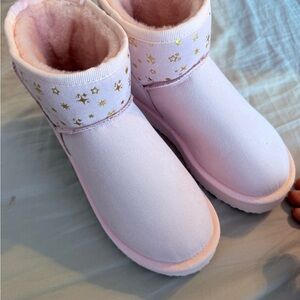 Magellan Outdoors Big Girl Size 1 Pink Gold Star Girls' Ankle Bootie Lightweight